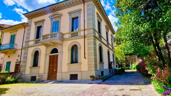 casa indipendente in vendita a Firenze in zona Gavinana