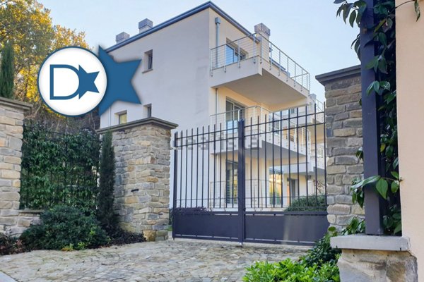 casa indipendente in vendita a Firenze in zona Porta Romana