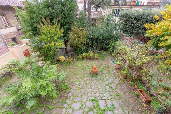 casa indipendente in vendita a Firenze