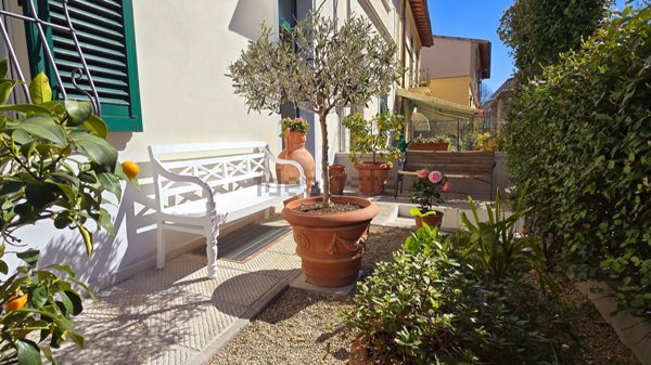 casa indipendente in vendita a Firenze in zona Coverciano