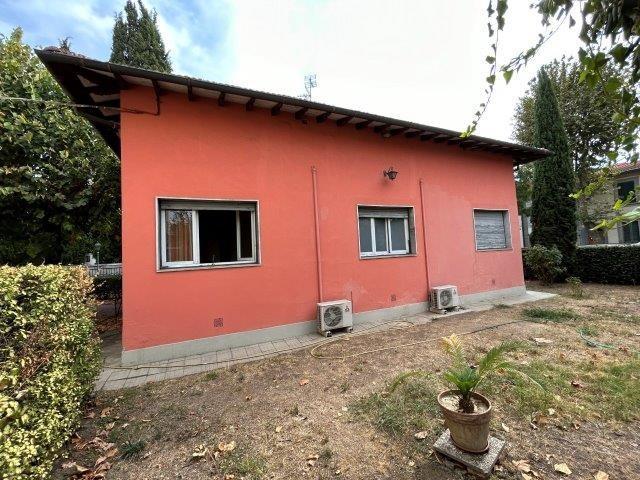 casa indipendente in vendita a Firenze in zona Peretola