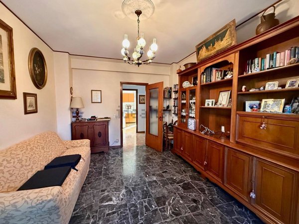 appartamento in vendita a Firenze in zona Isolotto