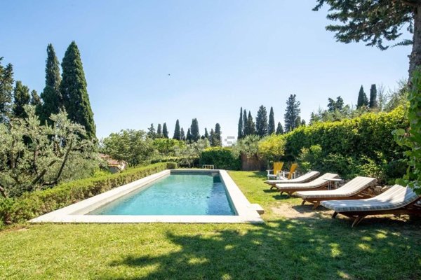 casa indipendente in vendita a Firenze in zona Settignano