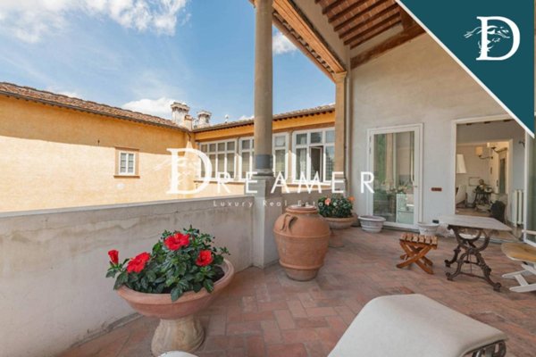 appartamento in vendita a Firenze in zona Le Cure