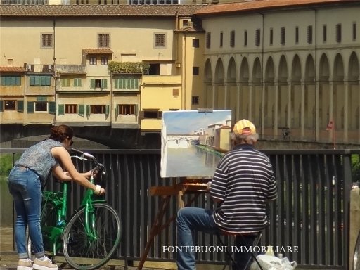 negozio in vendita a Firenze in zona Centro Santa Maria Novella