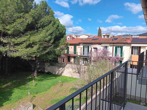 casa indipendente in vendita a Firenze in zona Coverciano