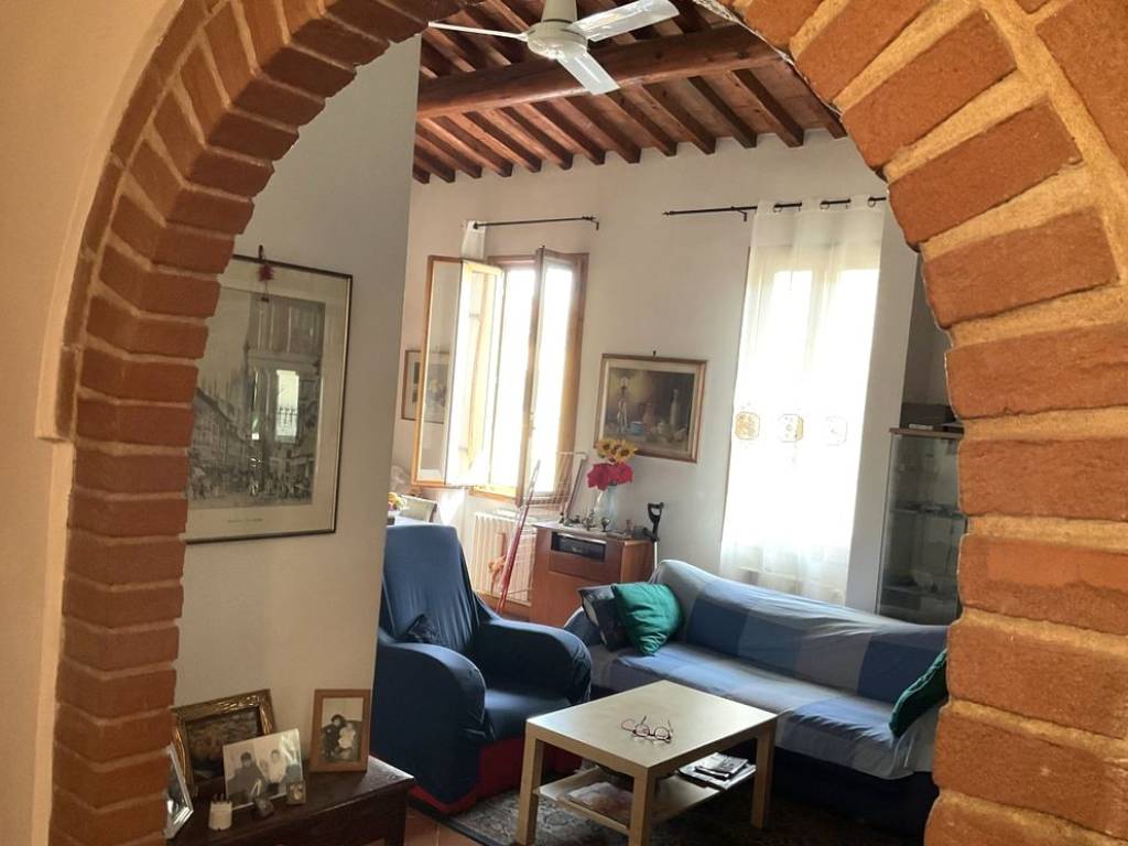appartamento in vendita a Firenze in zona Centro Santa Maria Novella