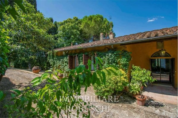 casa indipendente in vendita a Firenze in zona Coverciano