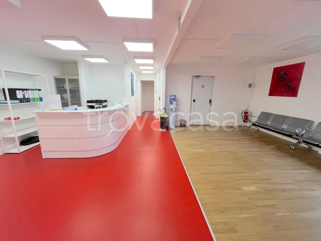 ufficio in vendita a Firenze in zona Bellariva