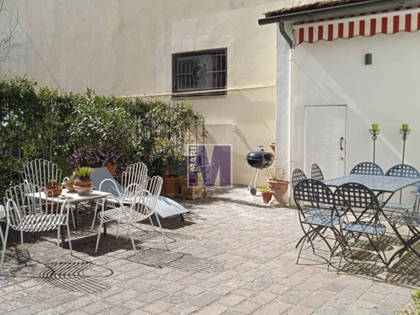 casa indipendente in vendita a Firenze