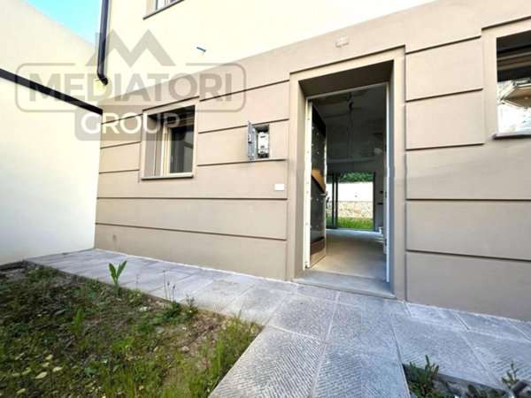 casa indipendente in vendita a Firenze in zona Settignano