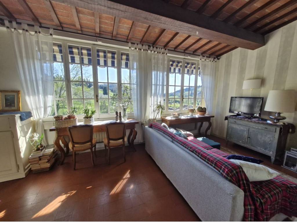 casa indipendente in vendita a Firenze in zona Serpiolle