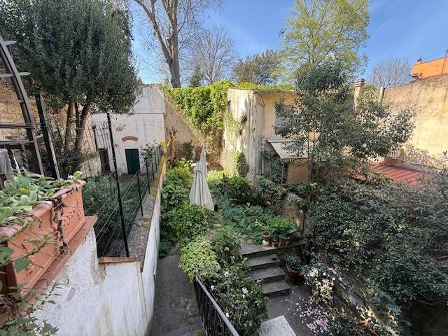 appartamento in vendita a Firenze in zona Centro San Frediano