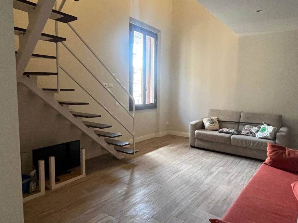 appartamento in vendita a Firenze in zona Campo di Marte