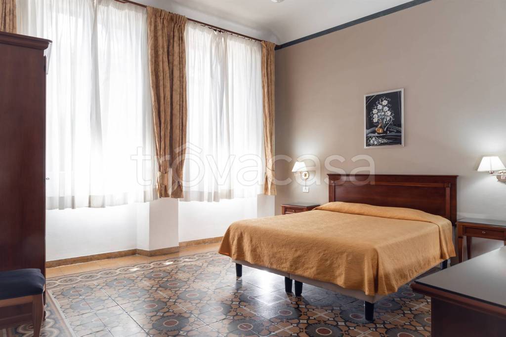 negozio in vendita a Firenze in zona Centro Santa Maria Novella