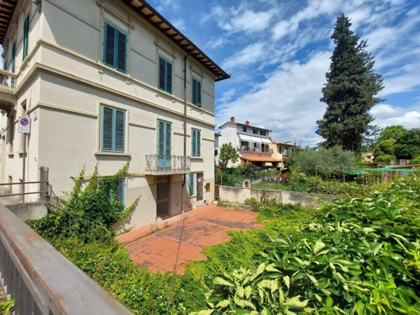 casa indipendente in vendita a Firenze in zona Gavinana