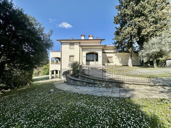 casa indipendente in vendita a Firenze in zona Le Cure