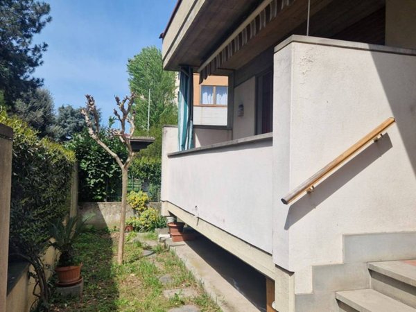 casa indipendente in vendita a Firenze in zona Isolotto
