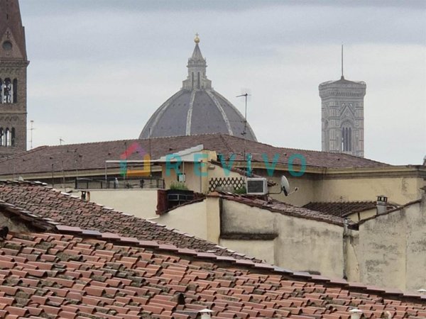 appartamento in vendita a Firenze in zona Centro Santa Maria Novella