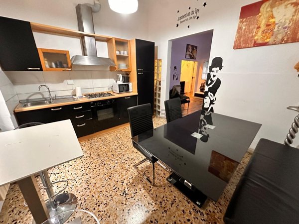 appartamento in vendita a Firenze in zona Centro Santa Maria Novella