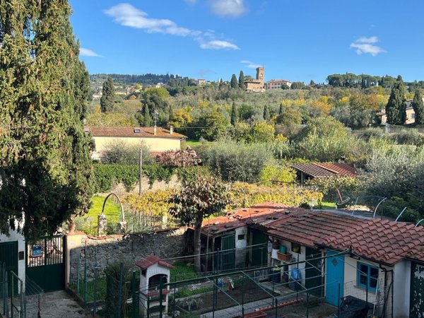 appartamento in vendita a Firenze in zona Coverciano