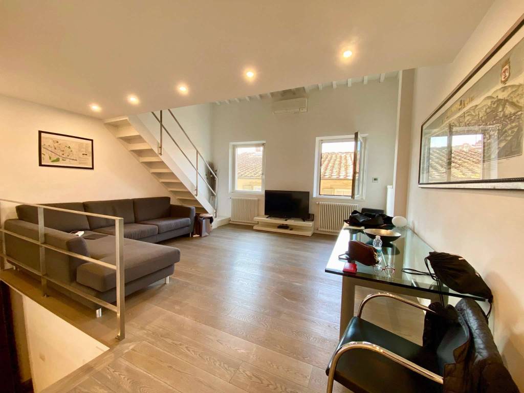 appartamento in vendita a Firenze in zona Centro San Frediano