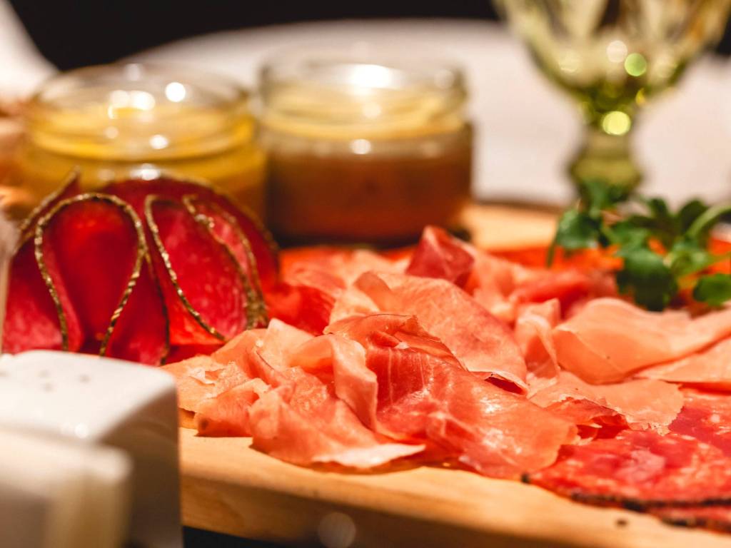 negozio in vendita a Firenze in zona Pignone