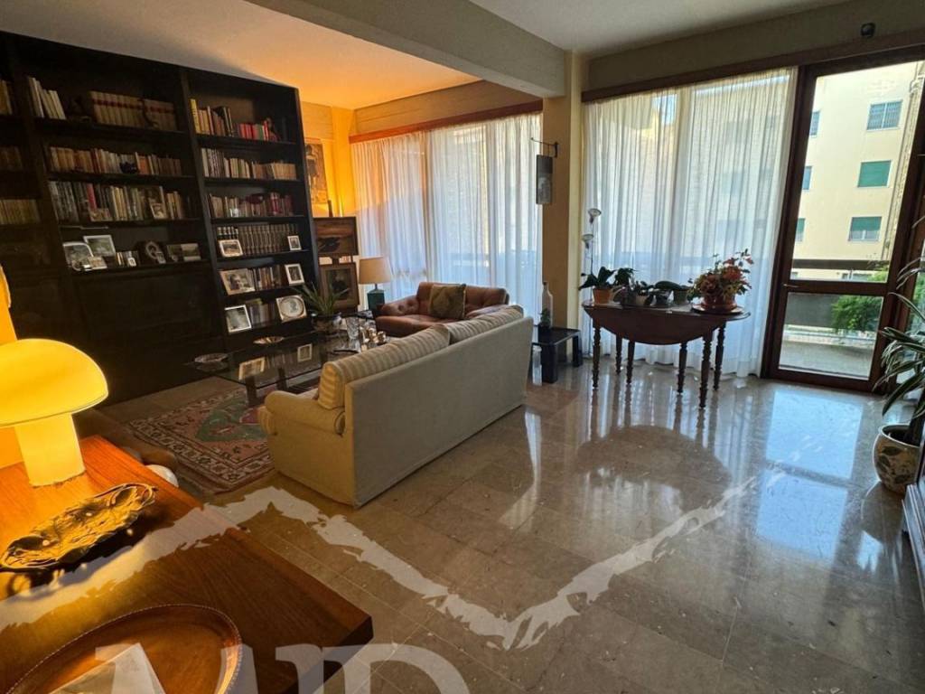 appartamento in vendita a Firenze in zona Coverciano