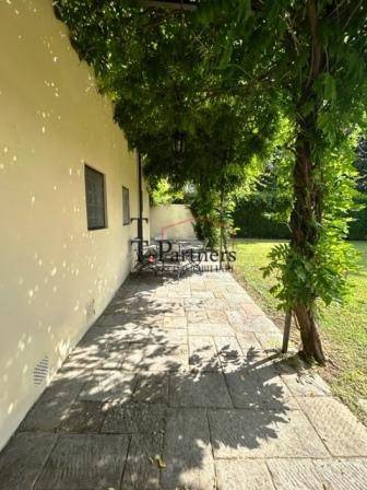 appartamento in vendita a Firenze in zona Serpiolle