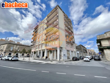 locale commerciale in vendita a Firenze