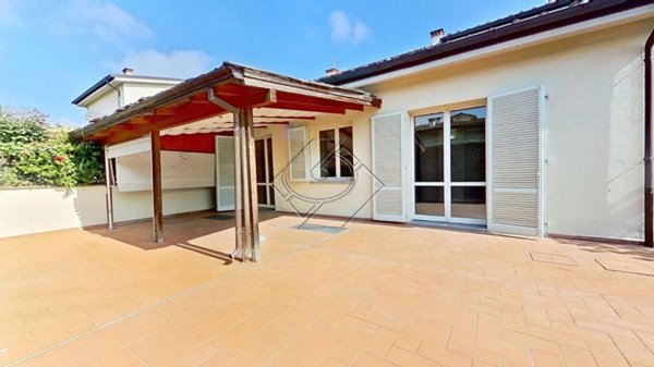 casa indipendente in vendita a Firenze in zona Serpiolle