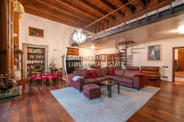 appartamento in vendita a Firenze in zona Centro Santa Croce