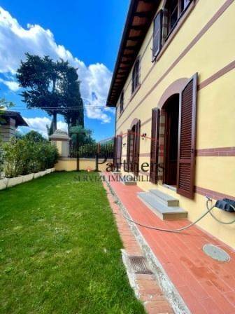 appartamento in vendita a Firenze in zona Serpiolle