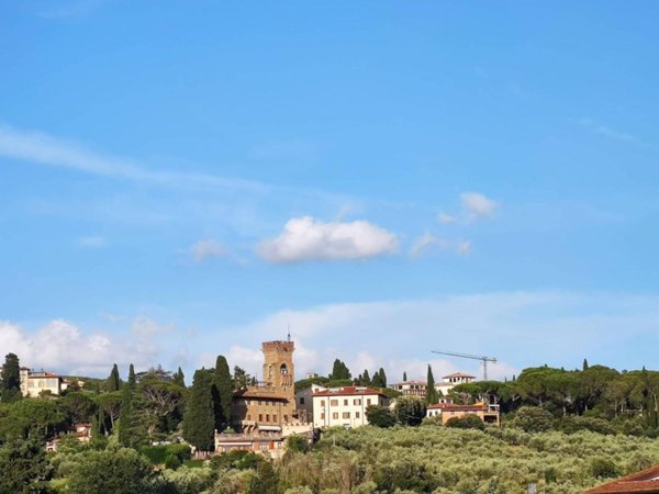 appartamento in vendita a Firenze in zona Settignano