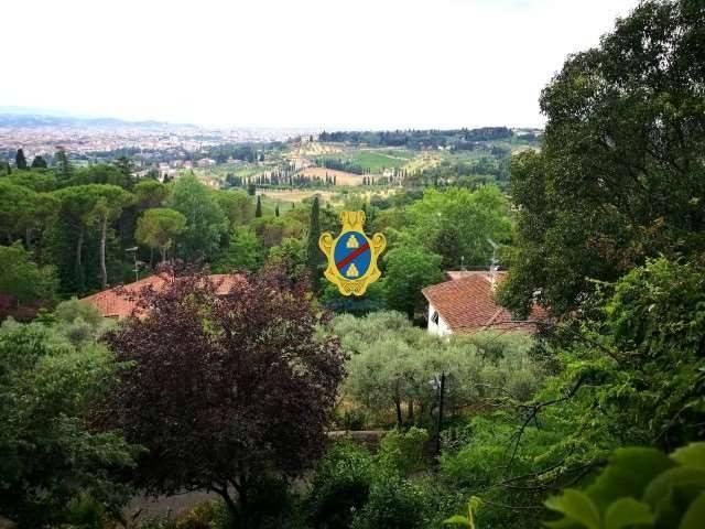 appartamento in vendita a Firenze in zona Settignano
