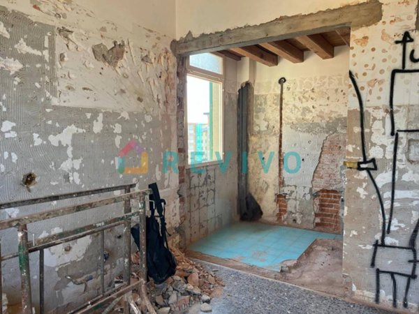 appartamento in vendita a Firenze in zona Settignano