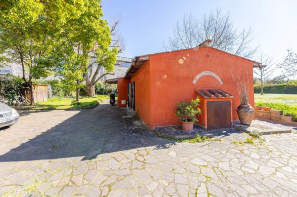 casa indipendente in vendita a Firenze in zona Isolotto