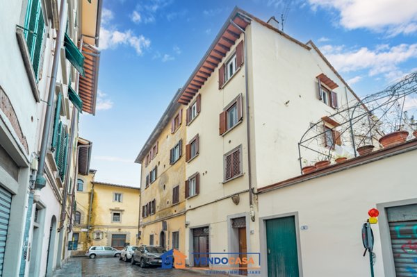 appartamento in vendita a Firenze in zona Centro Santa Croce