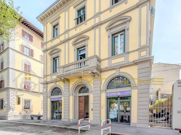 appartamento in vendita a Firenze in zona Campo di Marte