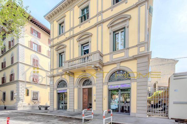 appartamento in vendita a Firenze in zona Campo di Marte