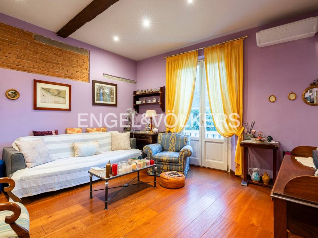 appartamento in vendita a Firenze in zona Centro Santa Maria Novella