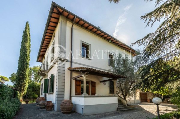 casa indipendente in vendita a Firenze in zona Coverciano