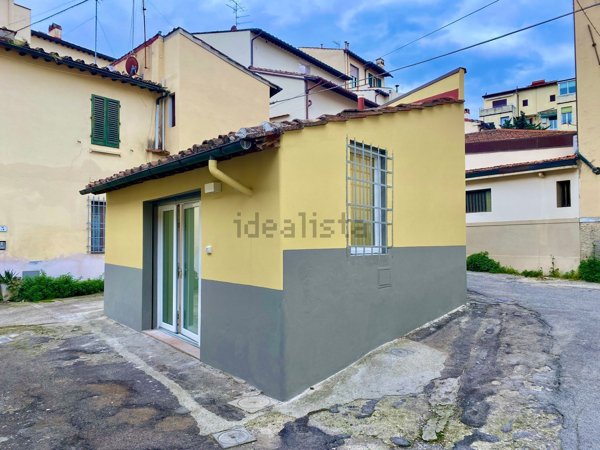 casa indipendente in vendita a Firenze
