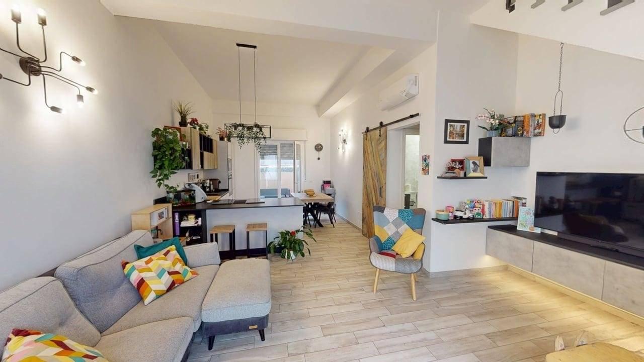 casa indipendente in vendita a Firenze in zona Isolotto