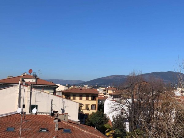 appartamento in vendita a Firenze in zona Campo di Marte
