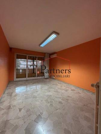 ufficio in vendita a Firenze in zona Novoli
