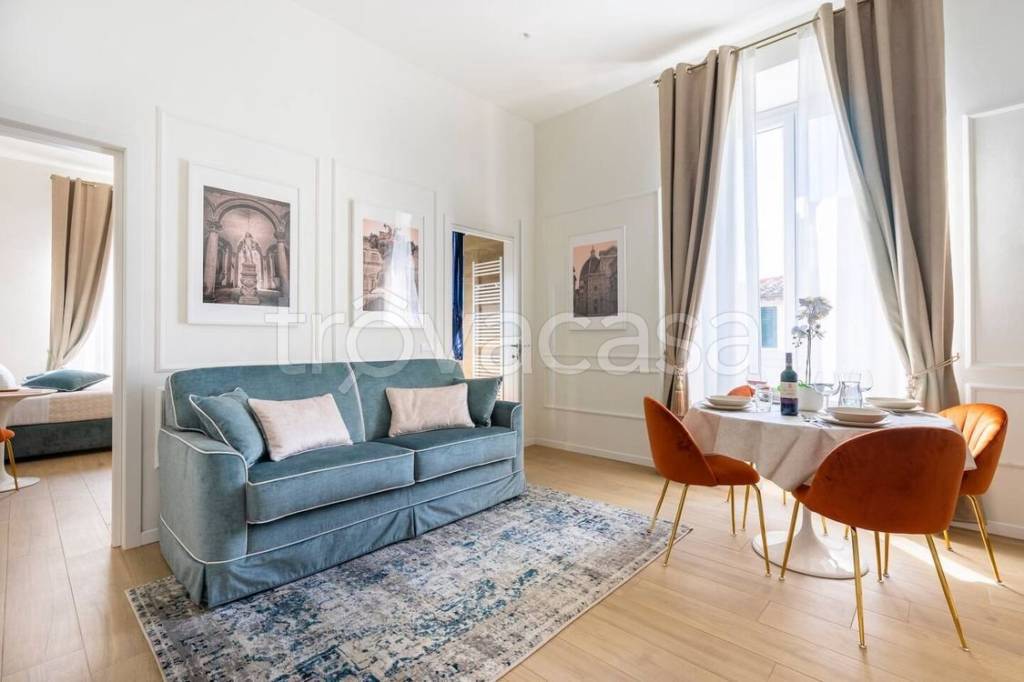 appartamento in vendita a Firenze in zona Centro Santa Maria Novella