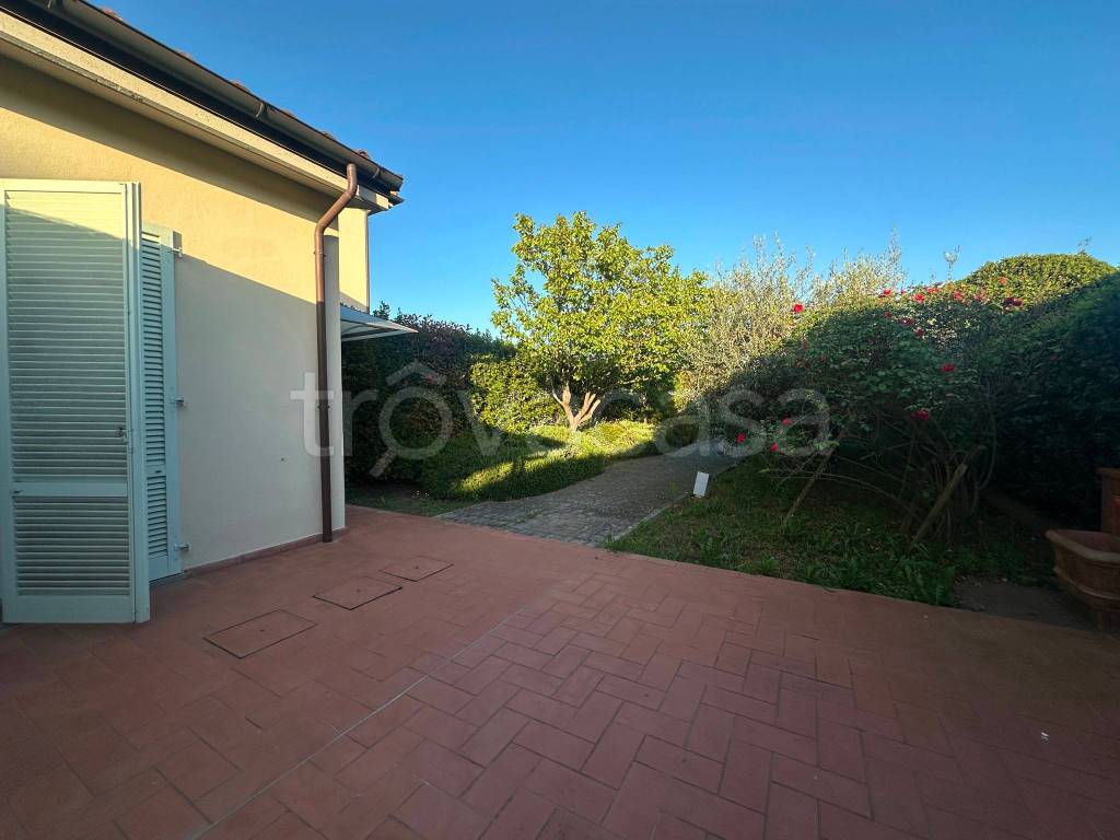 casa indipendente in vendita a Firenze in zona Careggi
