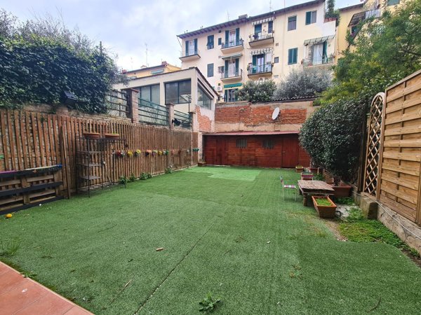 appartamento in vendita a Firenze in zona Campo di Marte