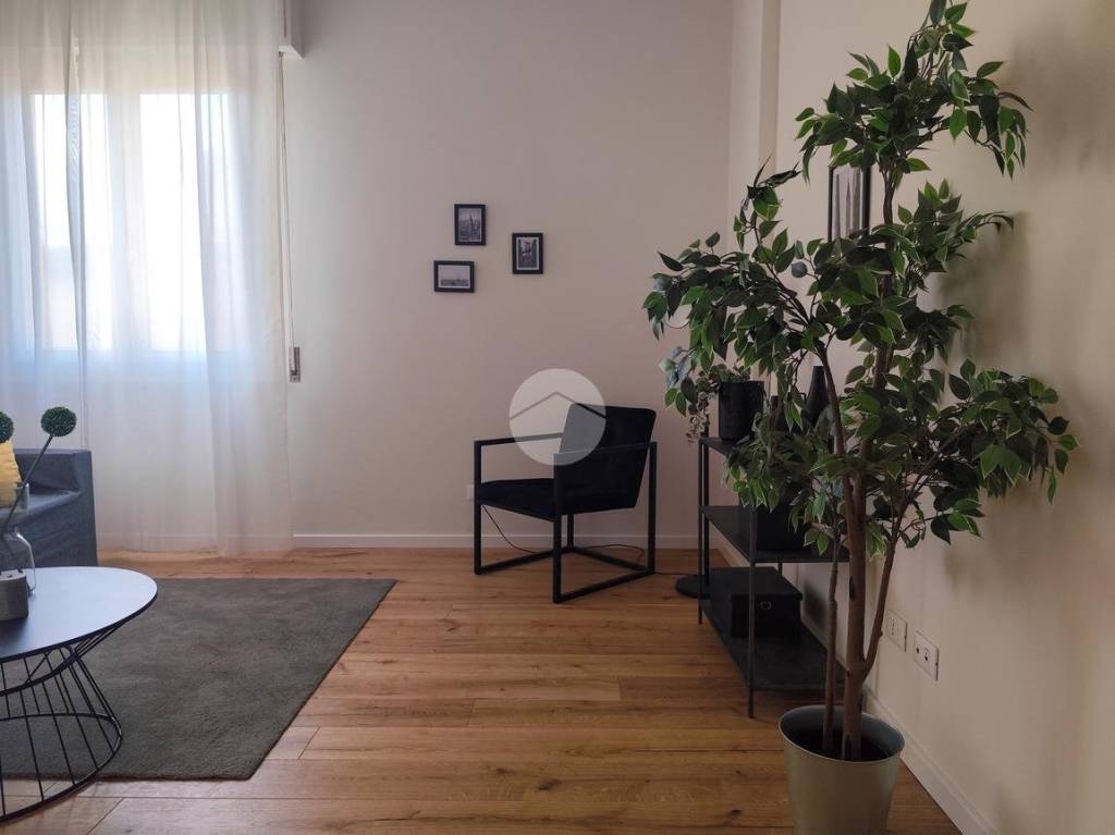 appartamento in vendita a Firenze in zona Campo di Marte